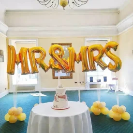MR-&-MRS-foil-balloon