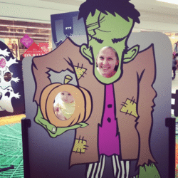 halloween-cutout-photobooth