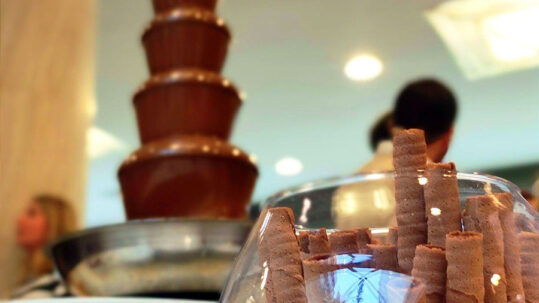 Chocolate fountain