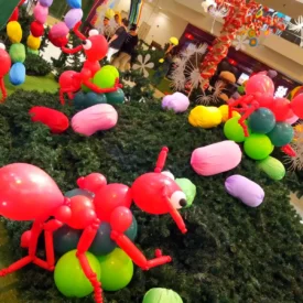 Μυρμήγκια σε Εμπορικό Κέντρο